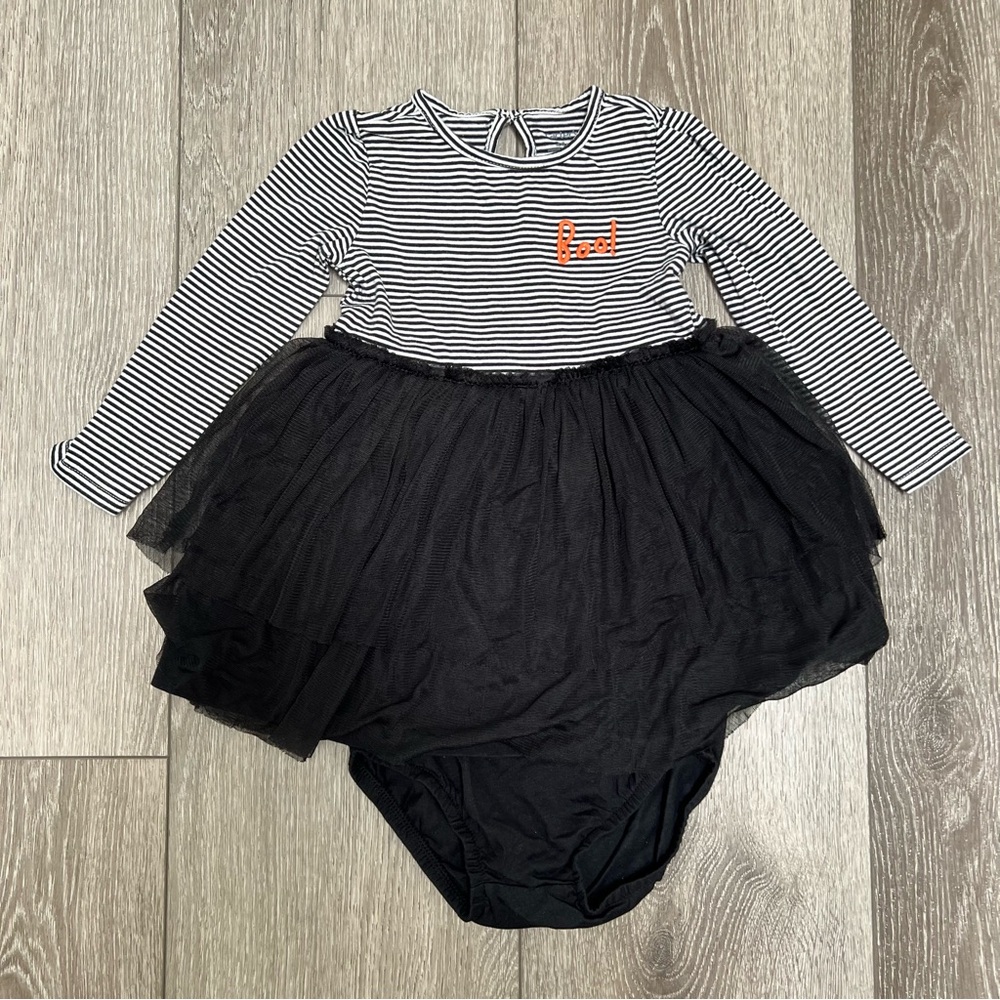 CARTERS 2PC HALLOWEEN LONG SLEEVE DRESS WITH DIAPER COVER BLACK WHITE 24MO